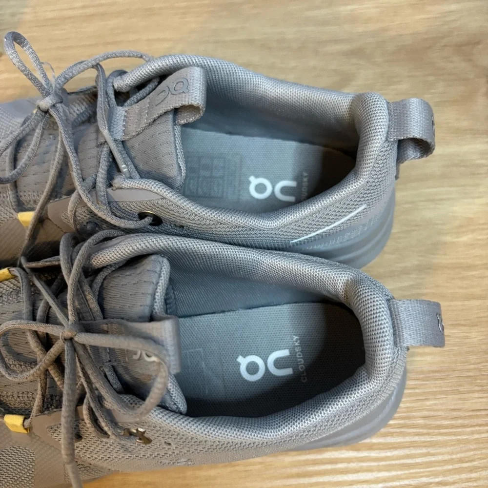 Kids OnCloud shoes - 4.5y - Picture 7 of 7